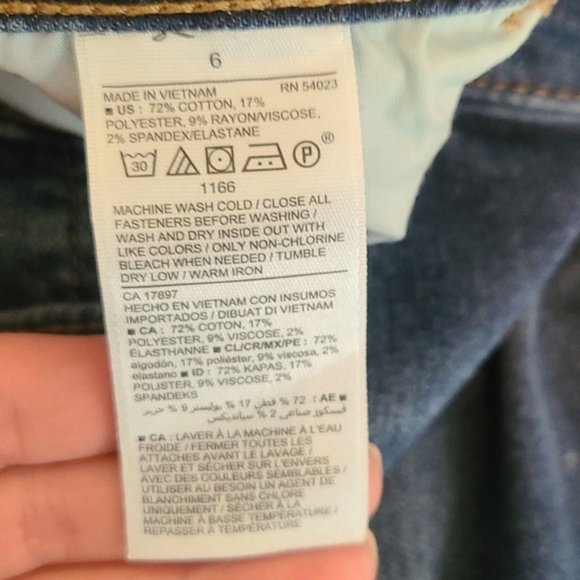 OLD Navy Rockstar Super Skinny sz 6 - Picture 3 of 4